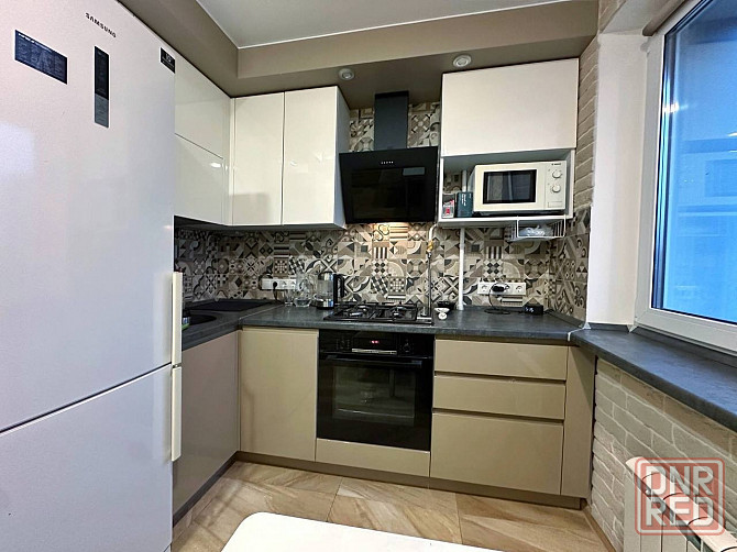 Сдам 2-комнатную квартиру в Ворошиловском районе, Крытый рынок. Донецк - изображение 2