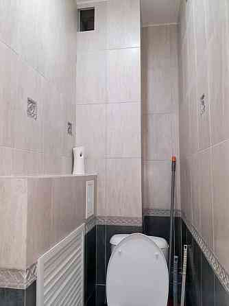 двухкомнатная квартира, ленинский проспект 11, в районе цирка. Донецк