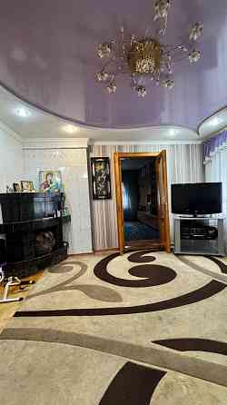 Продажа дома с газом приватизированной землёй, в самом центре Макеевки Макеевка