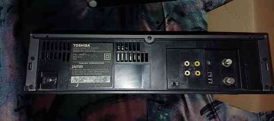 Продам пишущий видеоплеер TOSHIBA VCP-C3CZ Енакиево