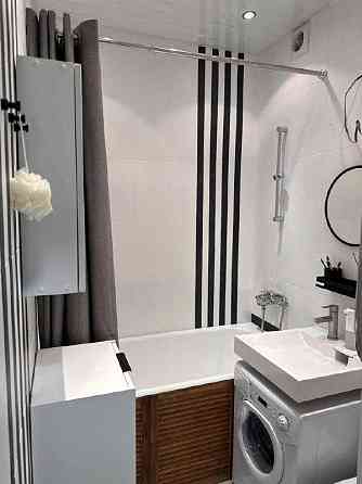 сдам за 17тыс.руб. ленининский проспект, в районе парка щербакова Донецк