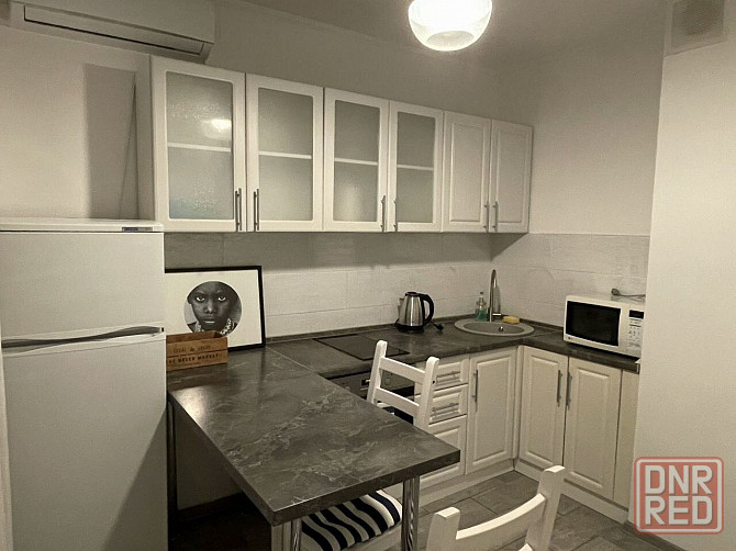 Сдаётся однокомнатная квартира по адресу г. Донецк, Киевский р-н Донецк - изображение 1