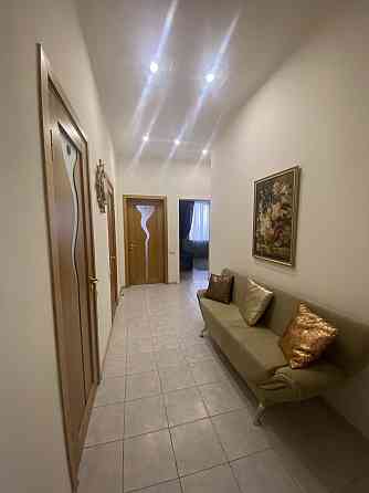 Продается трехкомнатная квартира в Центральном районе Мариуполь