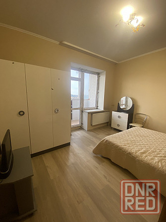 Продается трехкомнатная квартира в Центральном районе Мариуполь - изображение 2