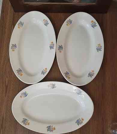 Блюдо сервировочное с лаконичным декором, фаянс, деколь, золочение, будянский фаянсовый завод Донецк