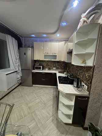 Сдаётся однокомнатная квартира в Ворошиловском районе. 37 кв. м. с хорошим ремонтом. Донецк