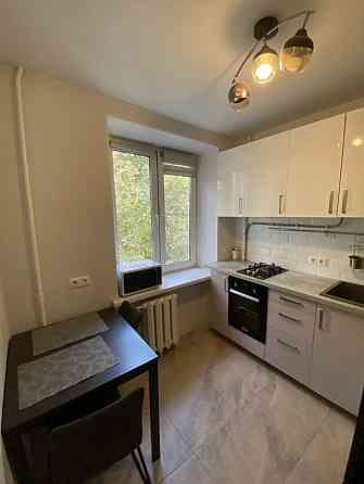 Сдаётся однокомнатная квартира в Буденовском районе на Заперевальной. Донецк