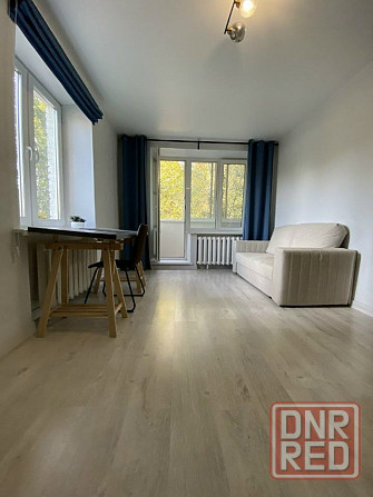 Сдаётся однокомнатная квартира в Буденовском районе на Заперевальной. Донецк - изображение 4