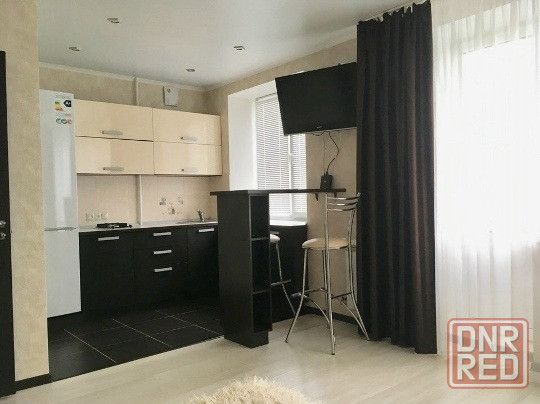 Сдам уютную студию на долгий срок в Киевском районе, г. Донецк Артема 122 Донецк - изображение 4