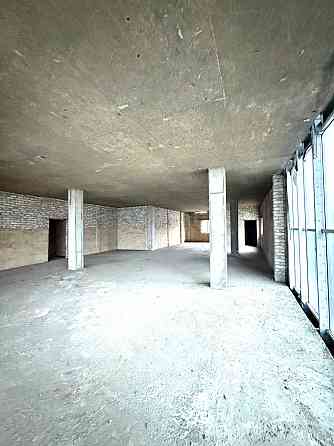 Фасадное отдельно стоящее здание. 2600 кв.м. Донецк