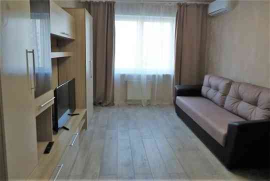 Сдаю двухкомнатную квартиру в Буденовском районе на Заперевальной. Донецк