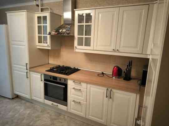 Сдаю двухкомнатную квартиру в Ворошиловском районе Донецка, ориентир библиотека им. Крупской. Донецк