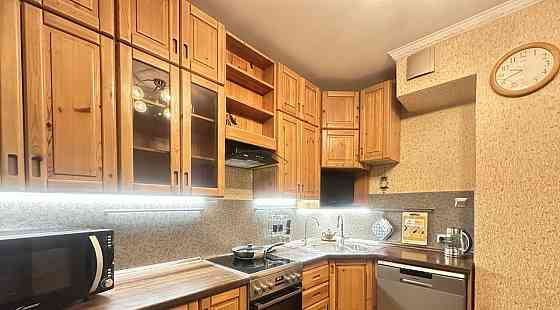 Сдаю двухкомнатную квартиру в Буденовском районе напротив ледовой аренды "Алмаз" Донецк