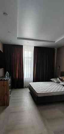 Сдaетcя абсолютно новая 2-к, с уникaльным дизайнерским рeмонтом, Донецк