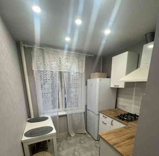 Сдам квартиру с качественным светлым ремонтом в Кировском районе Донецк