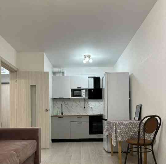 Сдаю однокомнатную квартиру 54.0 м² этаж 5/9. город Донецк, Донецк