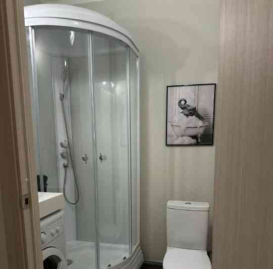 Сдаю однокомнатную квартиру 54.0 м² этаж 5/9. город Донецк, Донецк