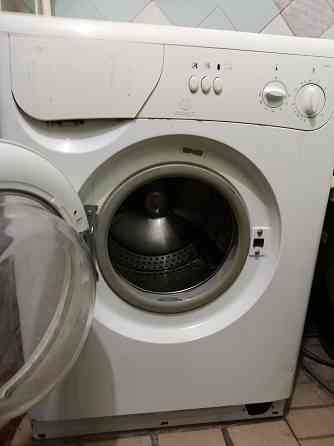 Стиральная машинка Indezit б/у, в рабочем состоянии Донецк
