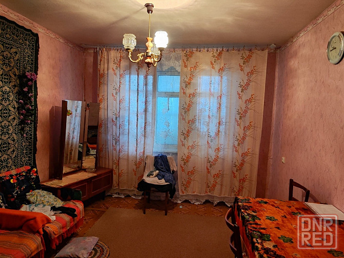 Продам 2 комн. кв. на Металлургов д. 52 а Харцызск - изображение 1