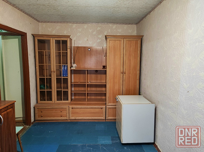 Продается 2 комн. кв. Центр ул. Краснознаменская Харцызск - изображение 2