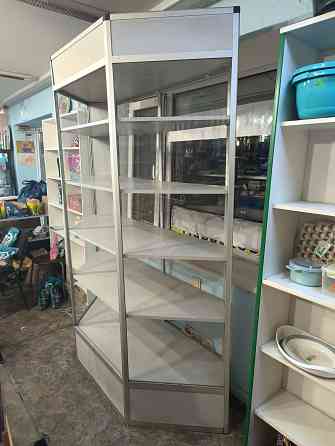 Стеклянная витрина стелаж с алюминиевым профилем Донецк