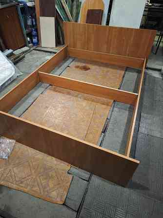 Продам кровать б/у с матрасом Макеевка