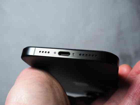 iPhone 16 Pro Max, 256 Гб, sim + esim Макеевка