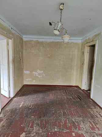 продам 2 комн. кв. на Трубной стороне Харцызск