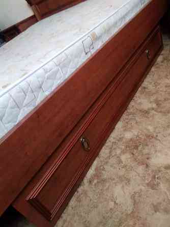 Продается кровать двухспальная Донецк