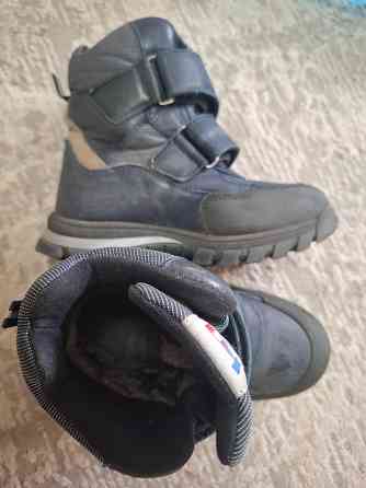 Отдам детские зимние ботинки Донецк