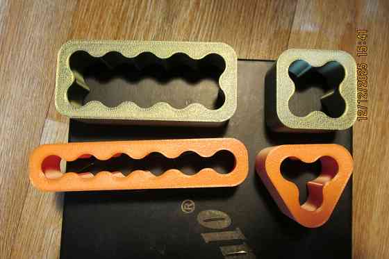 Продаю контейнеры для сборки аккумуляторов Донецк