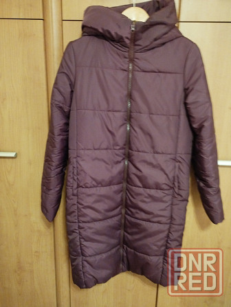 Продам новое, легкое теплое пальто, внутри флис, 46р., красивый вишневый цвет Донецк - изображение 1