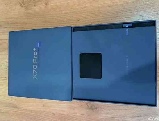 VIVO X70 PRO PLUS 12 /256. SNAP 888 PLUS. 2 SIM Донецк