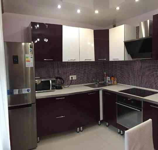 Сдаётся 2-х комнатная квартира. Донецк, Калининский район, Покровский храм. Донецк