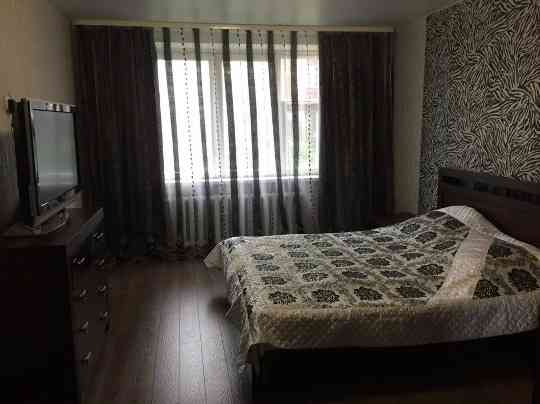 Сдаётся 2-х комнатная квартира. Донецк, Калининский район, Покровский храм. Донецк