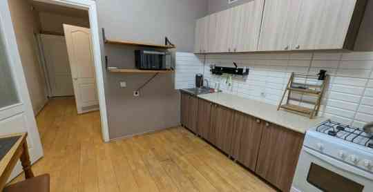 Сдам комфортную 2- комнатную квартиру в Куйбышевском районе ориентир площадь Бакинских Комиссаров . Донецк