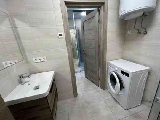 Сдаётся евро двушка в Ворошиловском районе, по Гурова. Этаж 4 из 5, Донецк