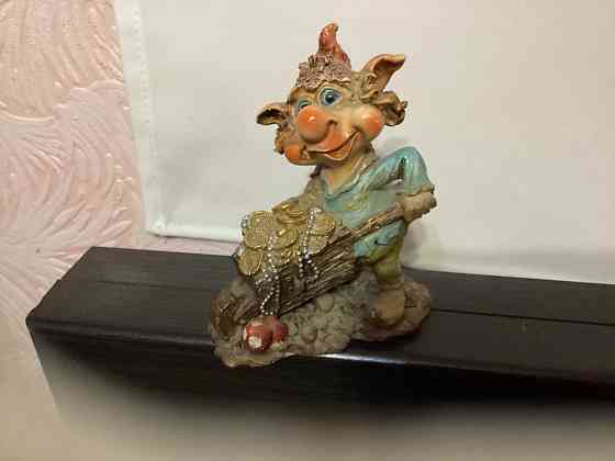 Светильник в детскую комнату - красивый и полезный подарок Макеевка