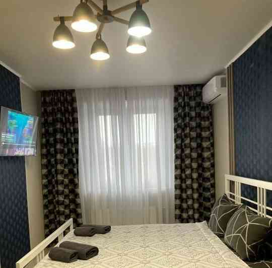 Сдам евродвушку с дизайнерским ремонтом в Калининском районе, Донецк