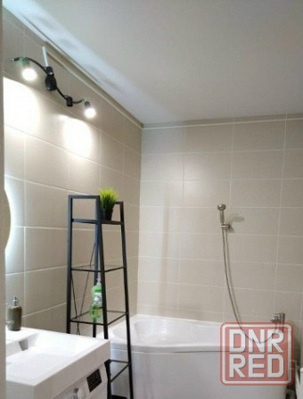 Сдам евродвушку с дизайнерским ремонтом в Калининском районе, Донецк - изображение 2