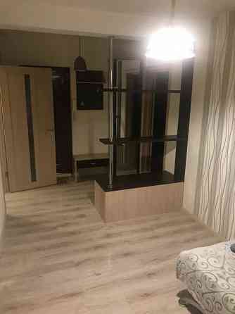 Сдам отличную двухкомнатную квартиру 55 м2.Калининский Донецк