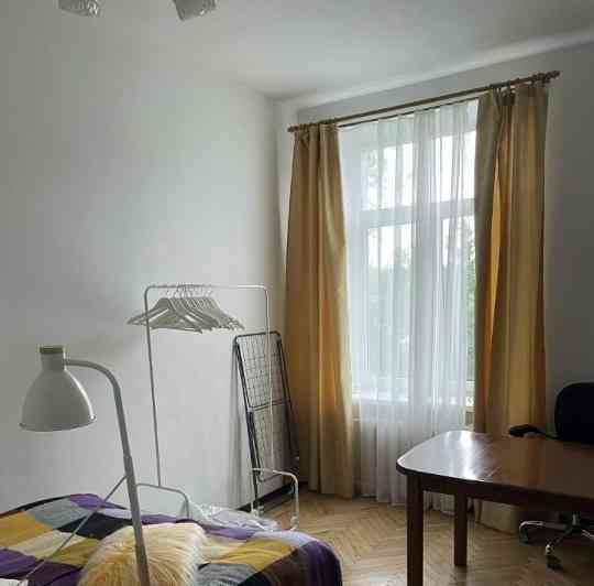 Сдаётся просторная двухкомнатная квартира на 52 м.кв. 2/5 дома Донецк