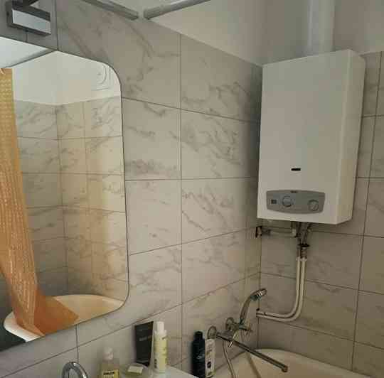 Сдаётся просторная двухкомнатная квартира на 52 м.кв. 2/5 дома Донецк