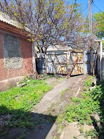 Продается 4 ком. дом 84 м². Молодых Шахтеров. Донецк