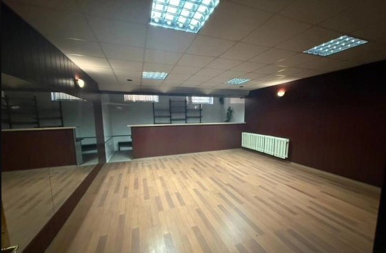Предлагается к продаже студия танца Донецк