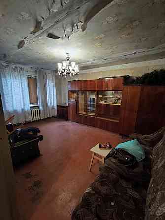 Продам 3-х комнатную квартиру под ремонт Донецк