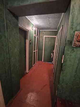 Продам 3-х комнатную квартиру под ремонт Донецк