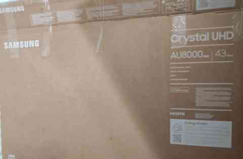 4K UHD SAMSUNG UE43UA8000RU( Россия) блютуз,вай- фай,как новый,не дорого Донецк