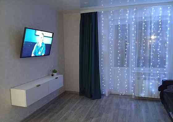 Калининский район, возле ресторана Ёмоё Донецк