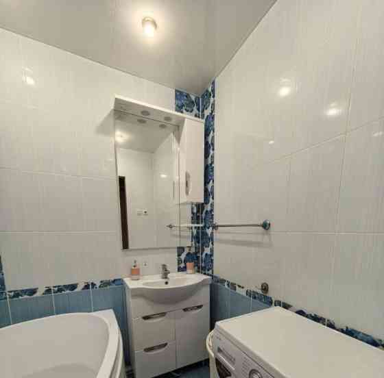 Двухкомнатная квартира в Куйбышевском р-не, площадь Бакинских Комиссаров. Донецк